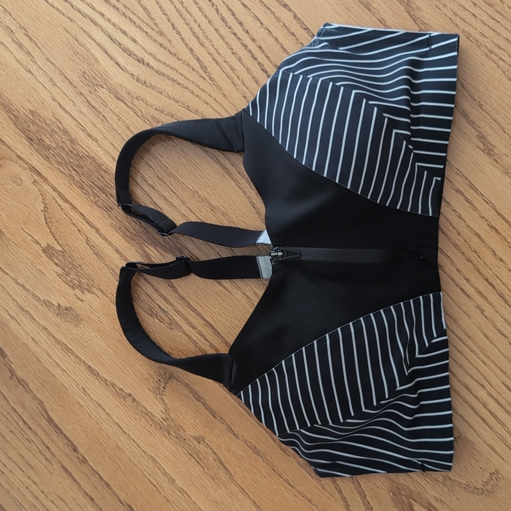 Victoria Secret Sports Bra